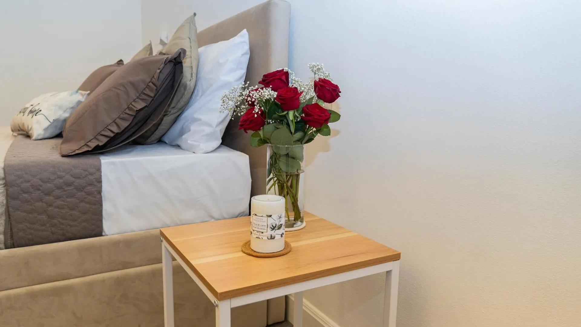 Don Lope Suite-Piazza Del Plebiscito Napels Appartement