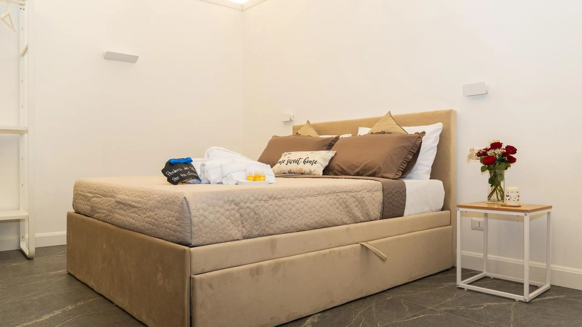 Don Lope Suite-Piazza Del Plebiscito Naples